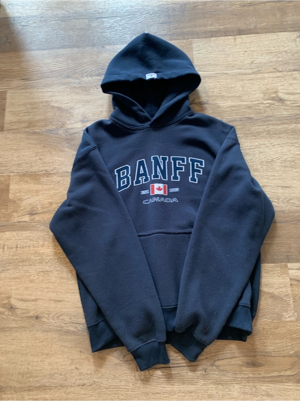 Banff Canada Black Hooded Sweatshirt - Unbranded